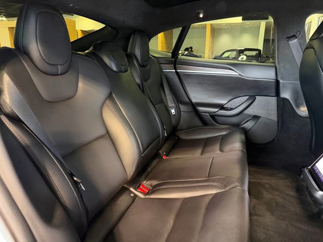 Used 2022 Tesla Model S AWD/4WD image 22