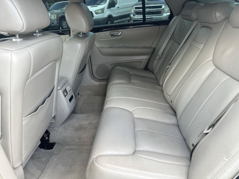 Used 2008 Cadillac DTS FWD image 14