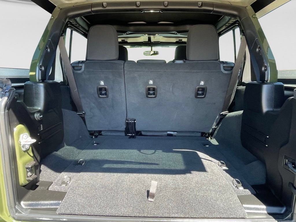 Used 2022 Jeep Wrangler Unlimited Sport AWD/4WD image 18