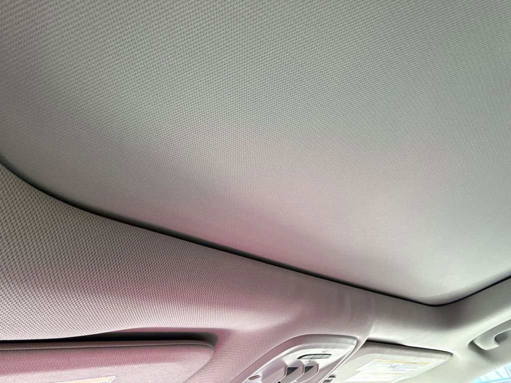 Certified 2020 Buick Encore GX Essence w/ Experience Buick Package image 25