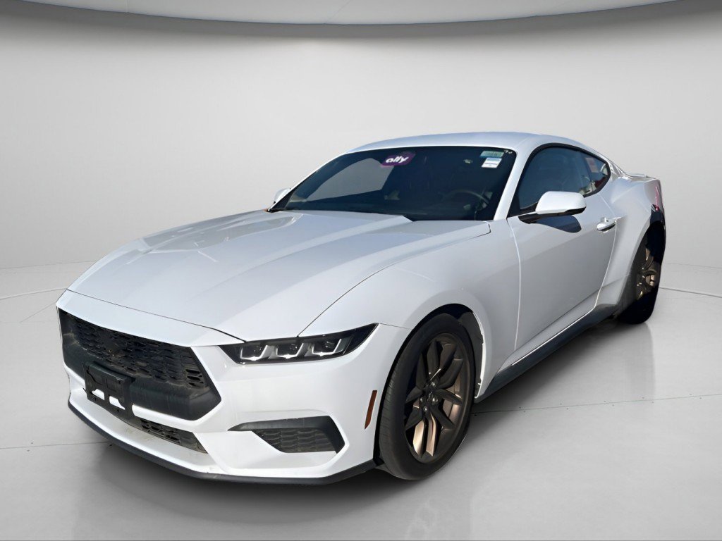 Used 2024 Ford Mustang Premium image 5