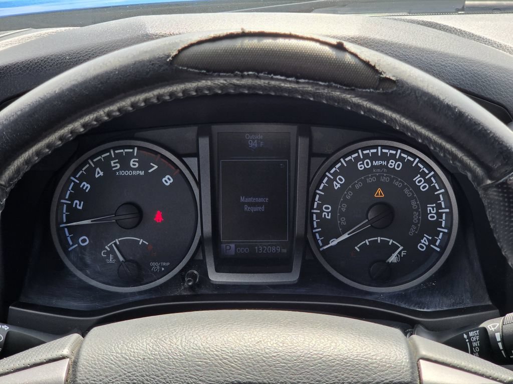 Used 2018 Toyota Tacoma TRD Off-Road AWD/4WD image 15