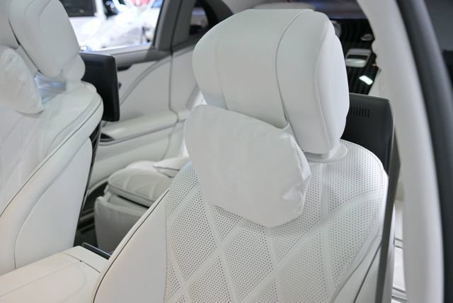 Used 2024 Mercedes-Benz Maybach S 680 Maybach S 680 4MATIC Sedan image 31