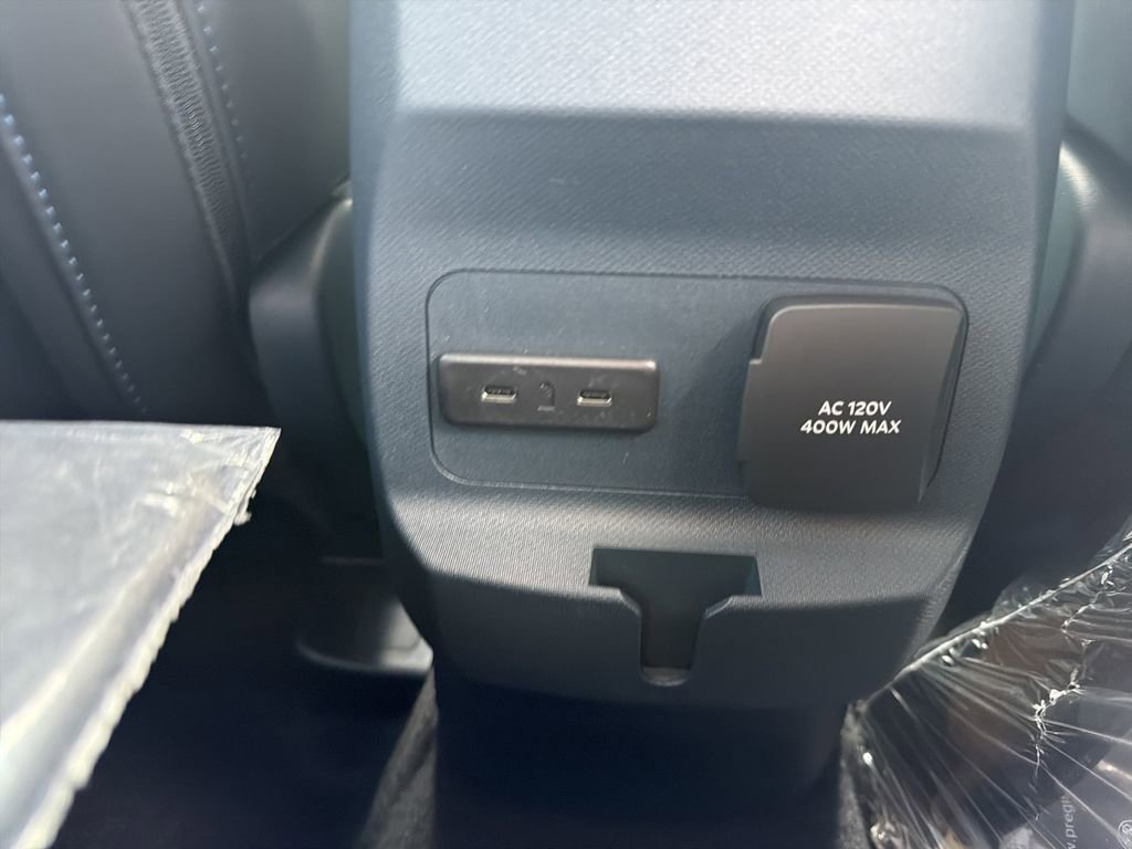 New 2026 Ford Maverick Lobo image 22