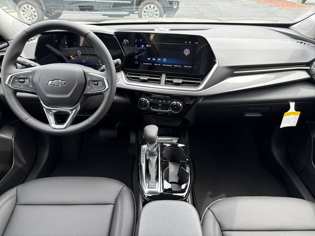 New 2026 Chevrolet Trax ACTIV w/ Driver Confidence Package FWD image 4