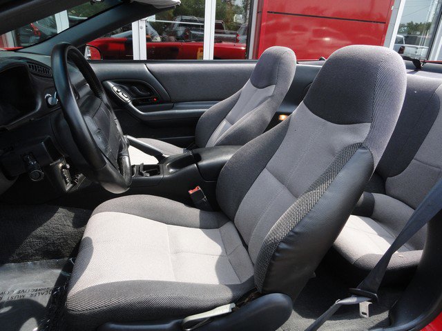 Used 1994 Chevrolet Camaro Z28 image 13