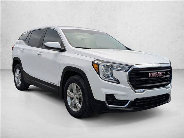 Used 2023 GMC Terrain SLE FWD image 3