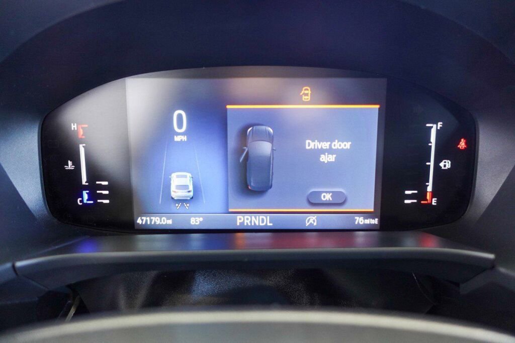 Used 2023 Ford Escape ST-Line image 17