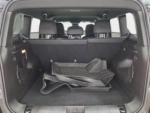 Used 2021 Jeep Renegade Latitude AWD/4WD image 32