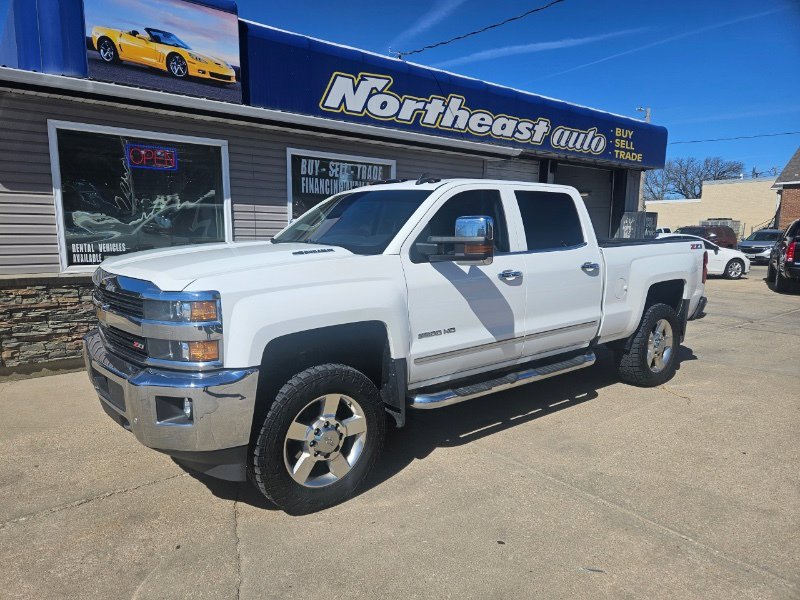 Used 2016 Chevrolet Silverado 2500 LTZ w/ Duramax Plus Package image 3