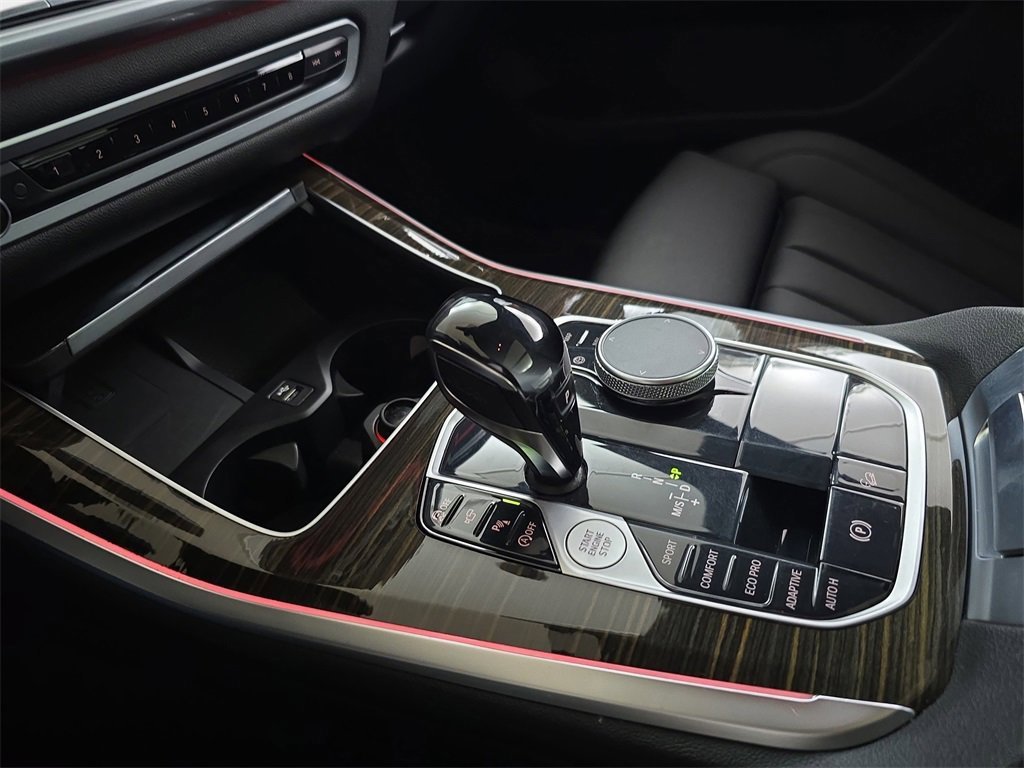 Used 2020 BMW X5 xDrive40i w/ Convenience Package image 28