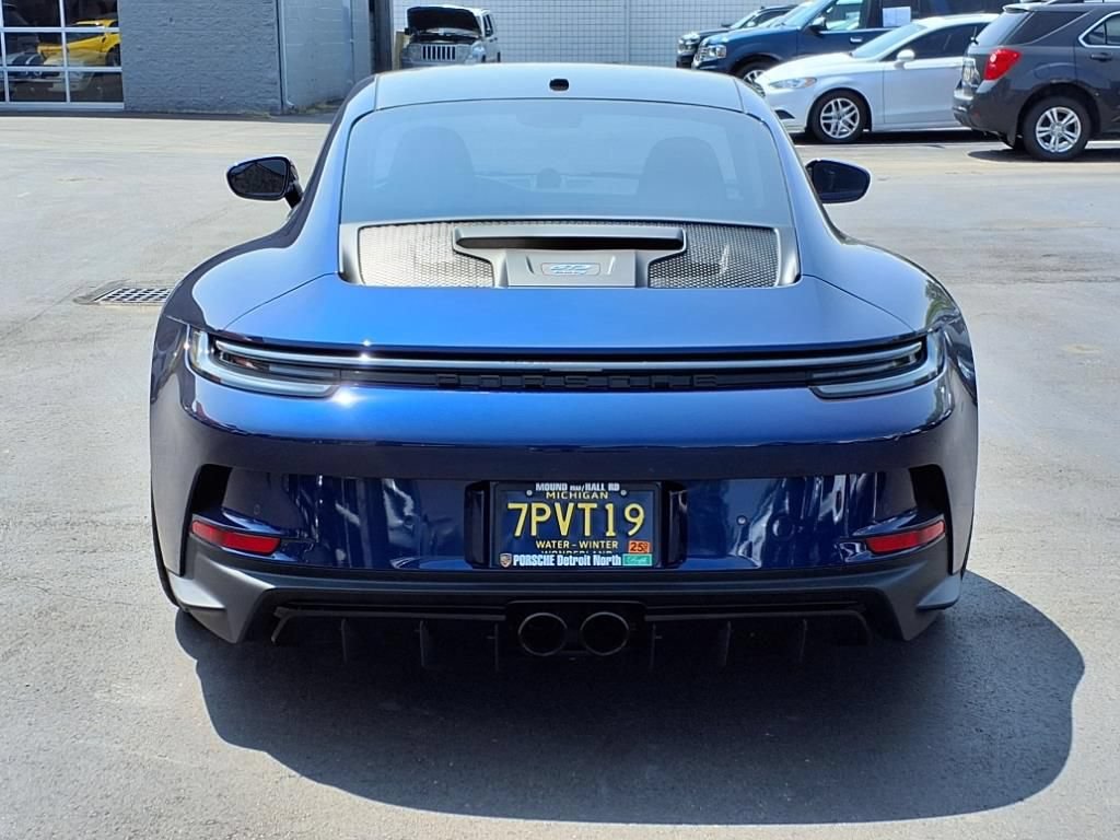 Used 2024 Porsche 911 GT3 RWD image 4