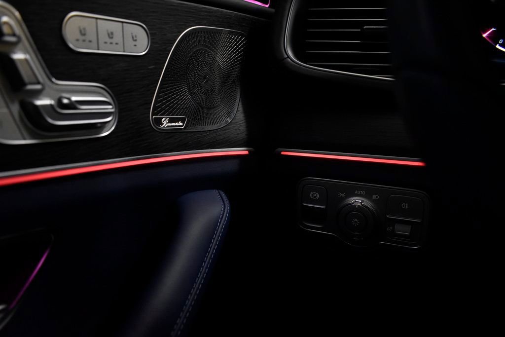 Certified 2026 Mercedes-Benz Maybach GLS 600 4MATIC image 39