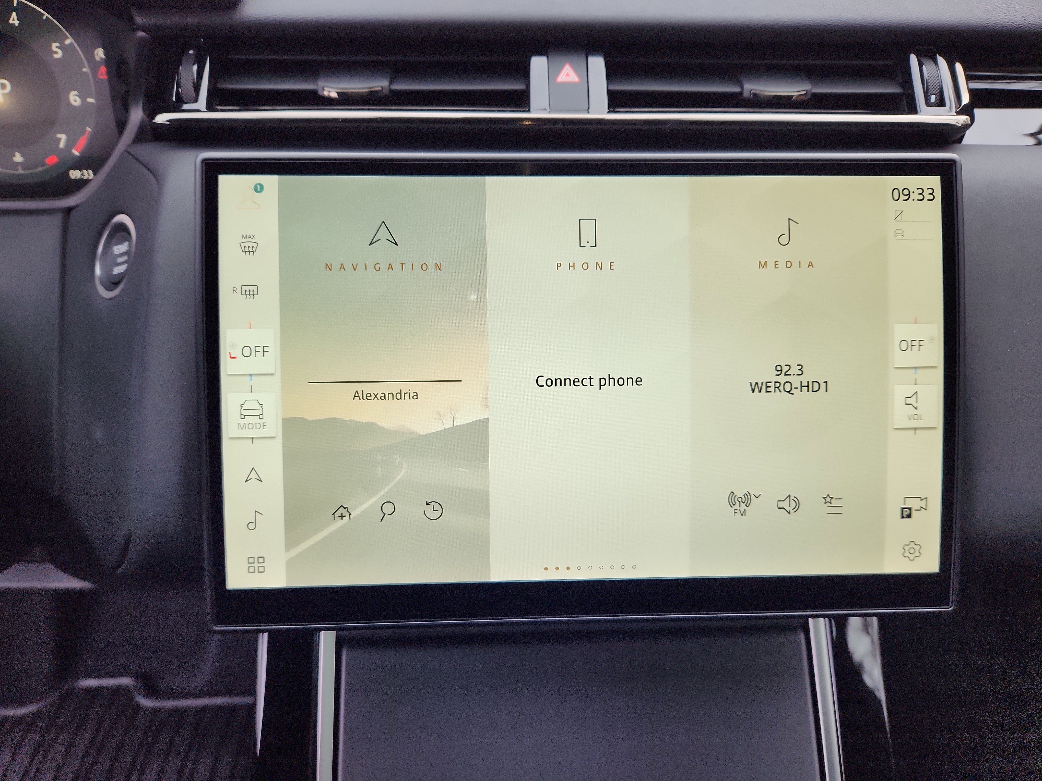 Used 2026 Land Rover Range Rover Velar S image 17