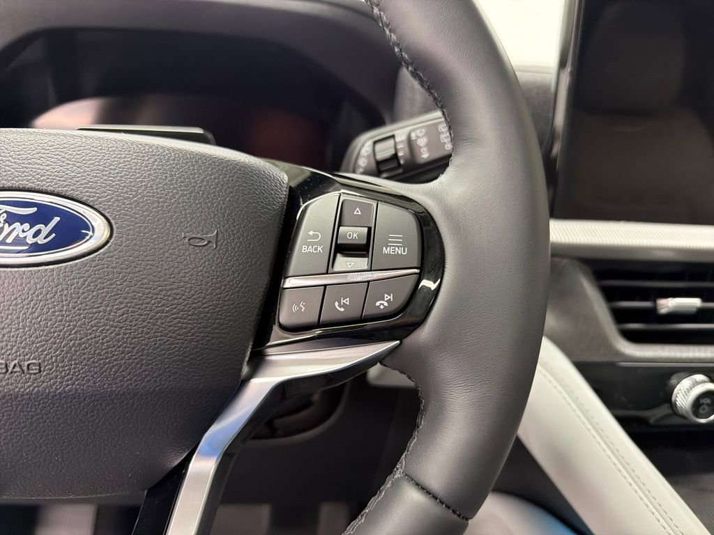 New 2026 Ford Explorer Platinum AWD/4WD image 21