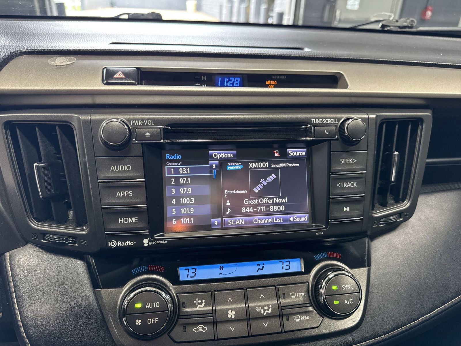 Used 2014 Toyota RAV4 XLE AWD/4WD image 12