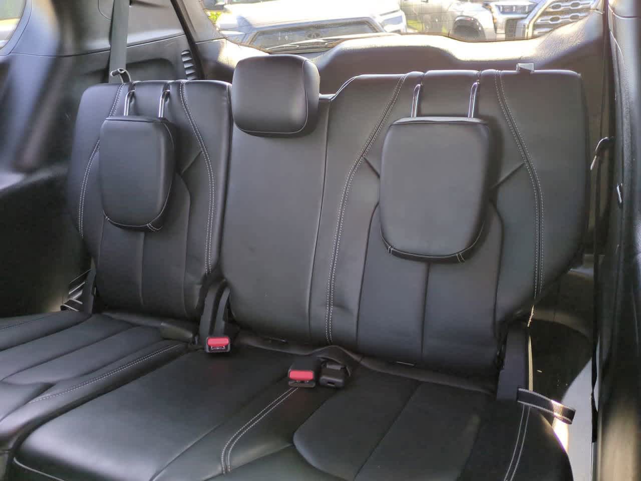 Used 2025 Chrysler Pacifica Select FWD image 13