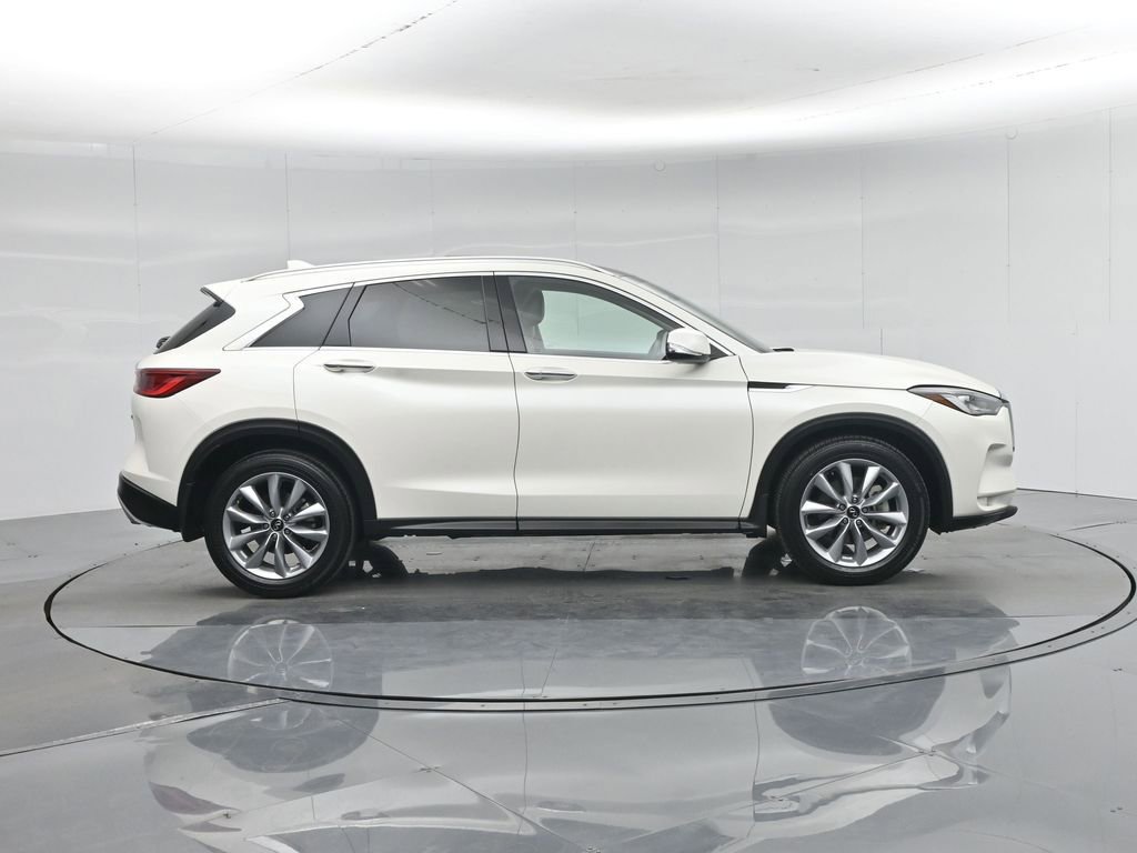 Used 2022 INFINITI QX50 Luxe image 28