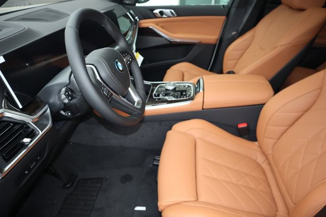 New 2026 BMW X5 xDrive50e w/ Executive Package image 15
