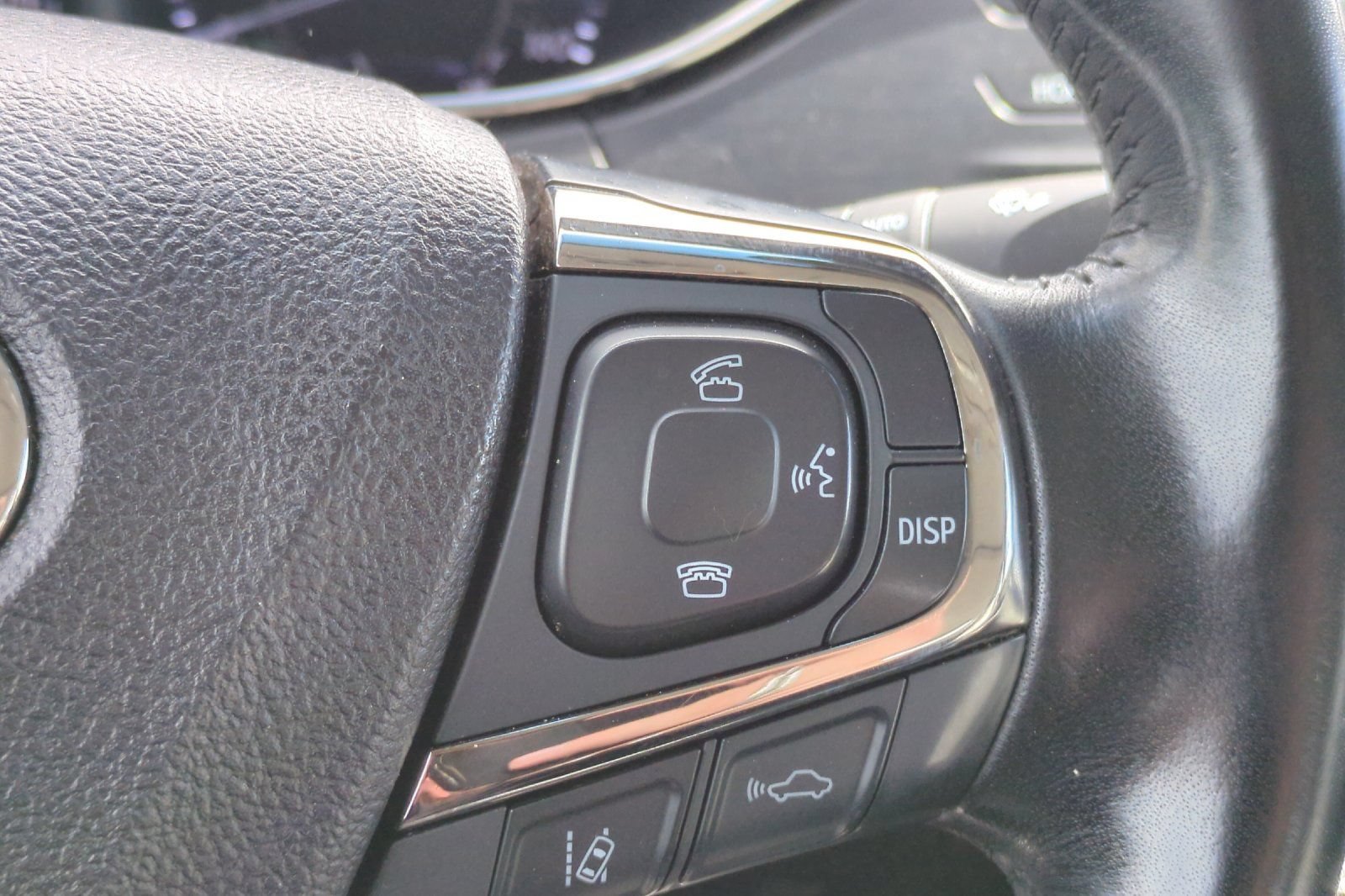 Used 2016 Toyota Avalon XLE Plus FWD image 37
