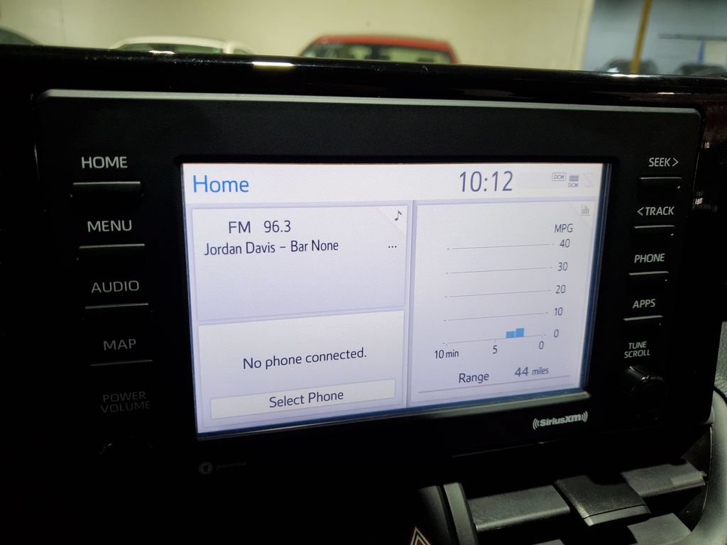 Used 2020 Toyota RAV4 XLE AWD/4WD image 26