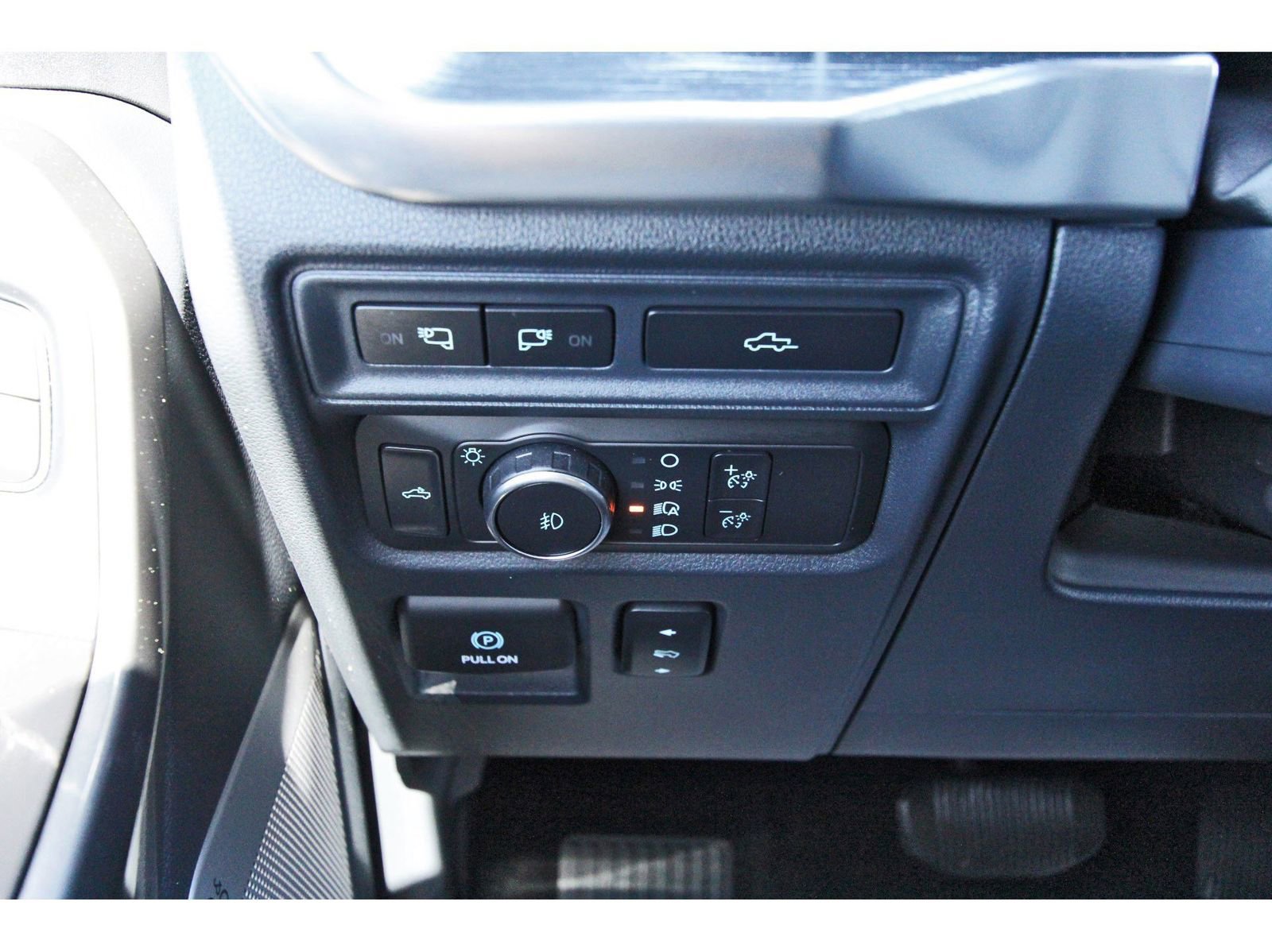 Used 2022 Ford F150 Lariat AWD/4WD image 18