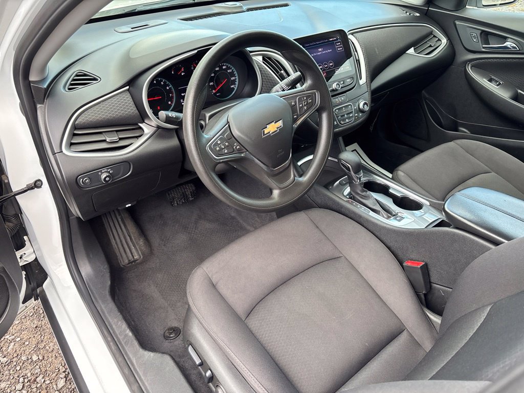 Used 2024 Chevrolet Malibu LT FWD image 10