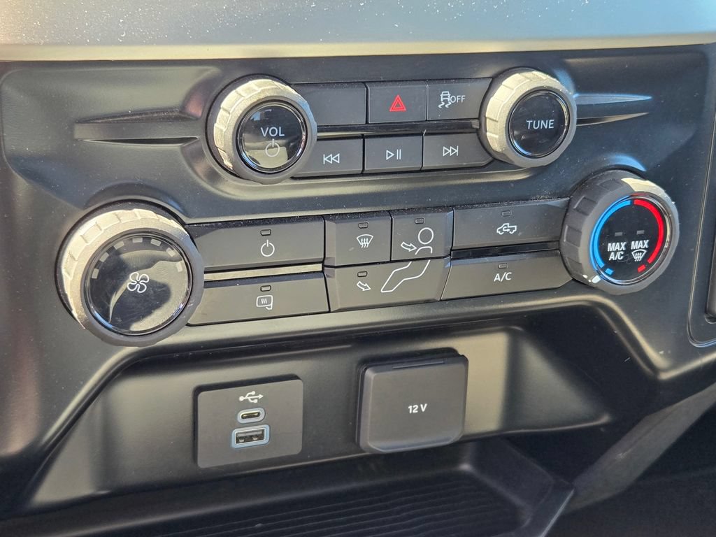 Used 2025 Ford F250 XLT AWD/4WD image 35