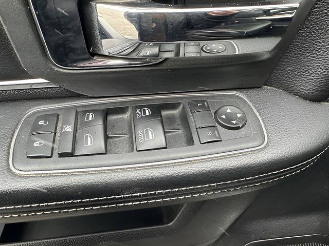 Used 2017 RAM 1500 Laramie w/ Convenience Group AWD/4WD image 6
