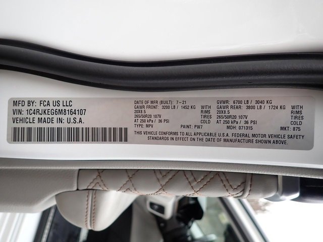 Used 2021 Jeep Grand Cherokee L Summit w/ Advanced Protech Group IV image 23