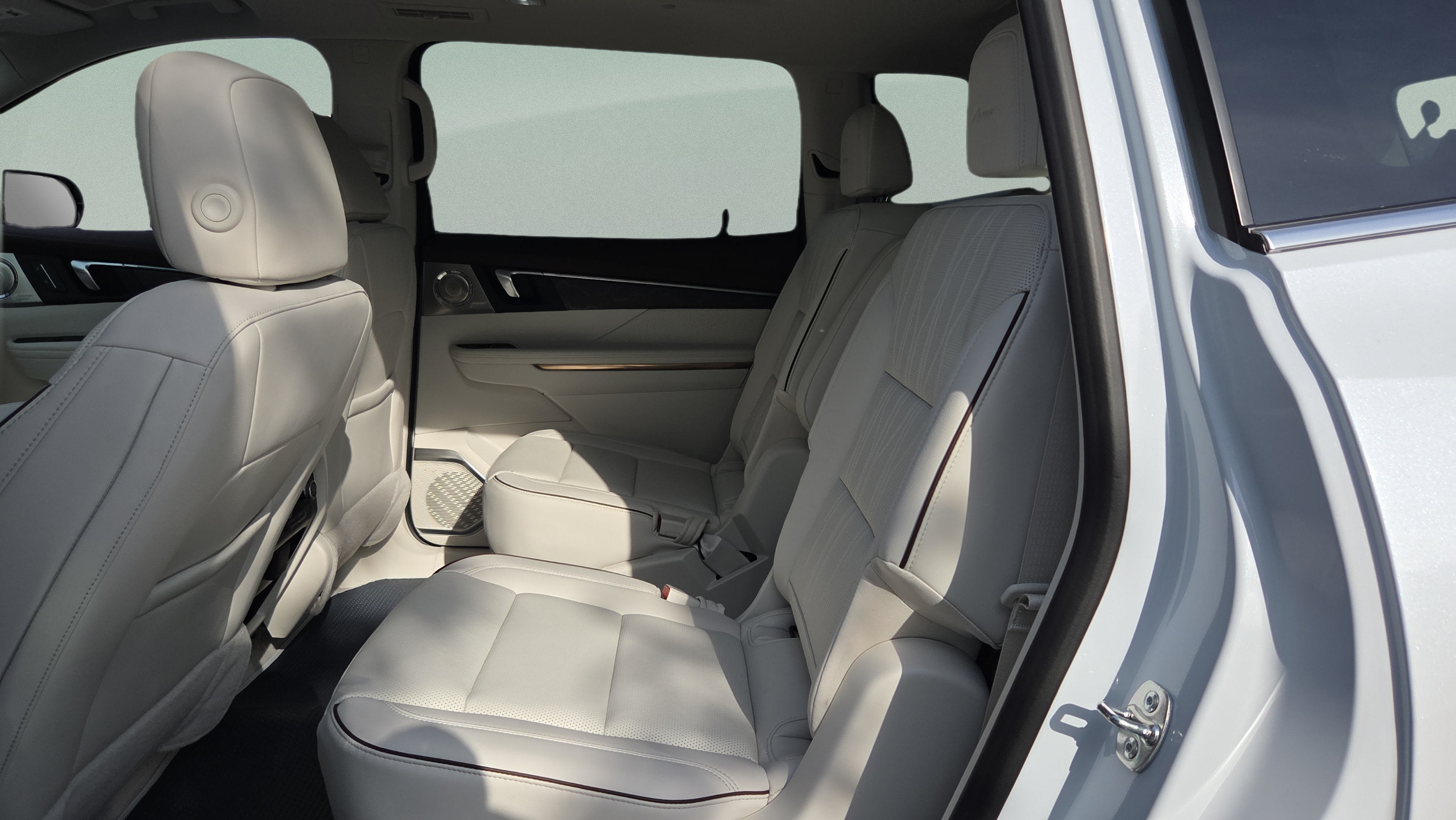 New 2026 Buick Enclave Avenir w/ Super Cruise Package FWD image 10