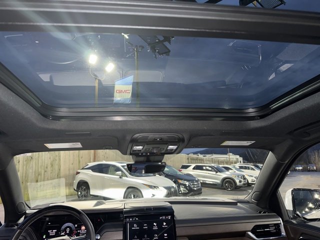 Certified 2025 GMC Yukon XL Denali Ultimate image 20