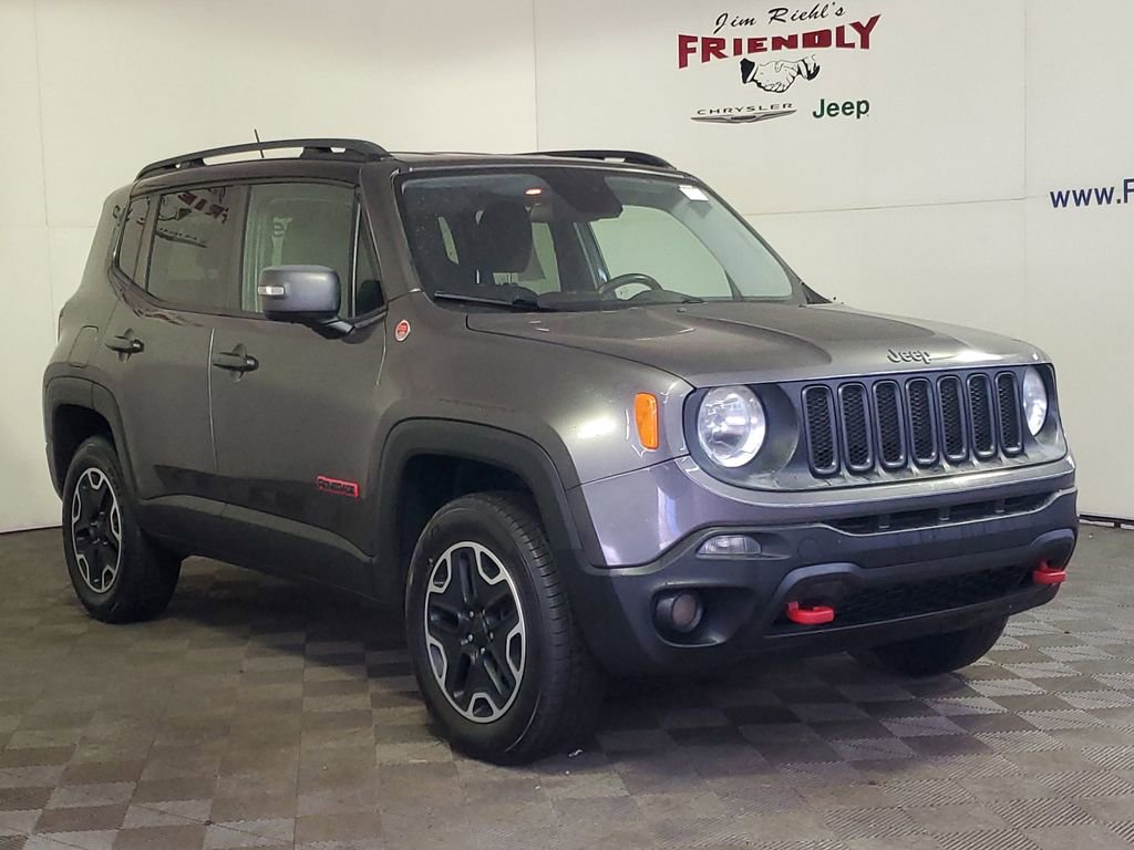 Used 2016 Jeep Renegade Trailhawk w/ Cold Weather Group image 2