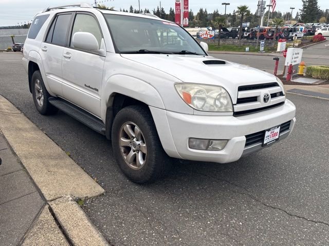 Used 2005 Toyota 4Runner SR5 AWD/4WD image 3