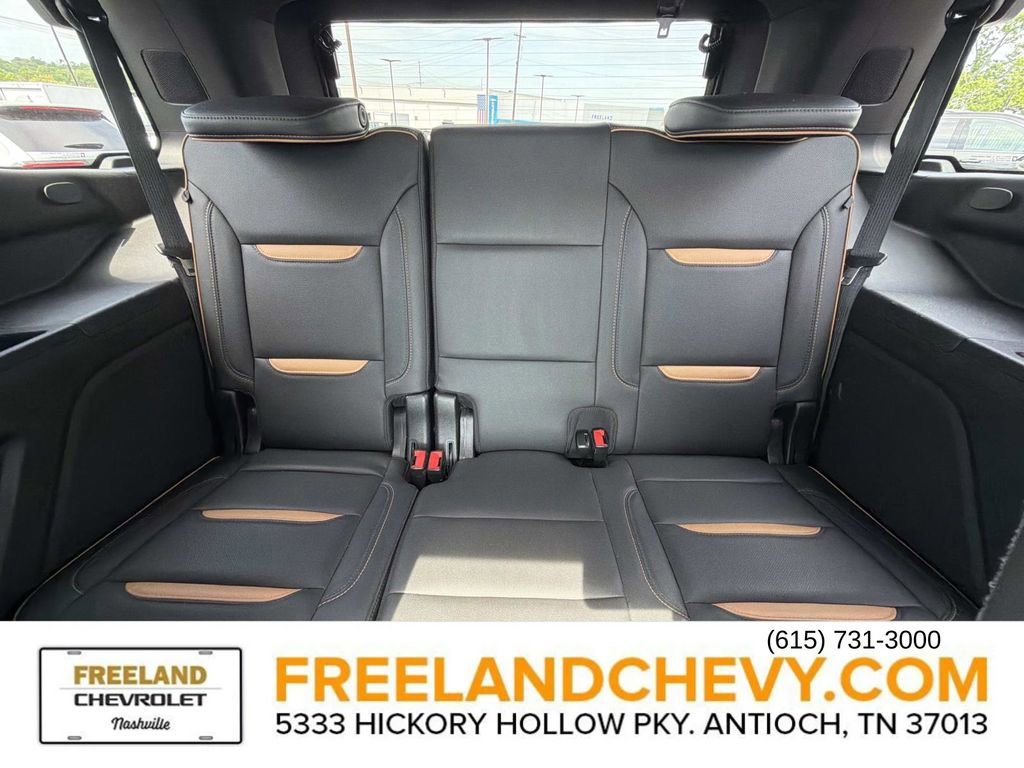 Used 2021 GMC Yukon AT4 w/ AT4 Premium Plus Package AWD/4WD image 18