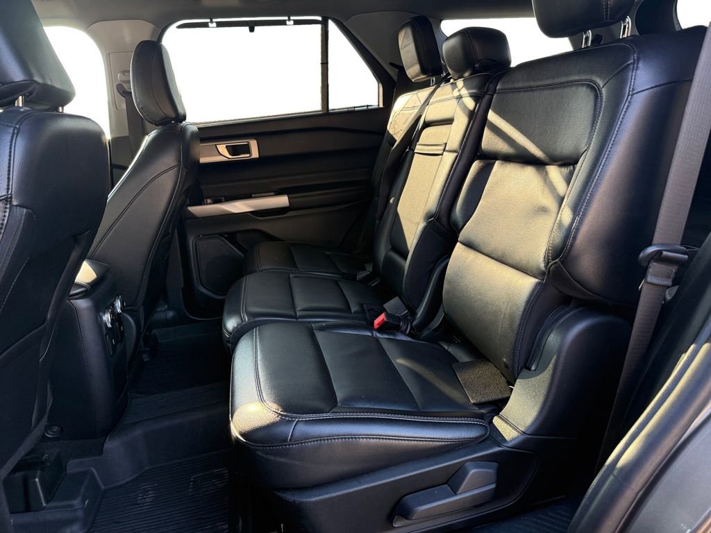 Used 2021 Ford Explorer Limited w/ Equipment Group 301A image 13