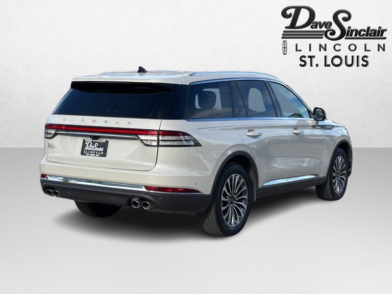 Certified 2024 Lincoln Aviator Reserve w/ Equipment Group 201A AWD/4WD image 3