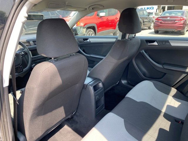 Used 2018 Volkswagen Jetta S image 17