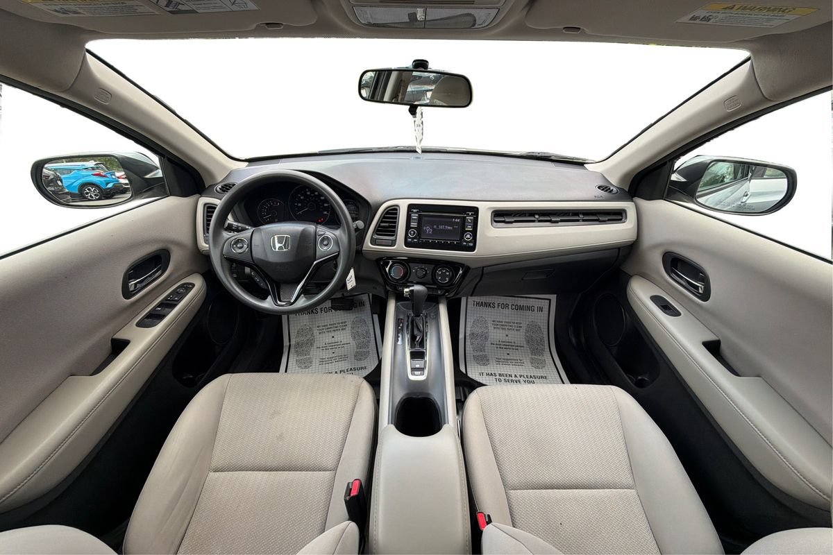 Used 2018 Honda HR-V LX image 26