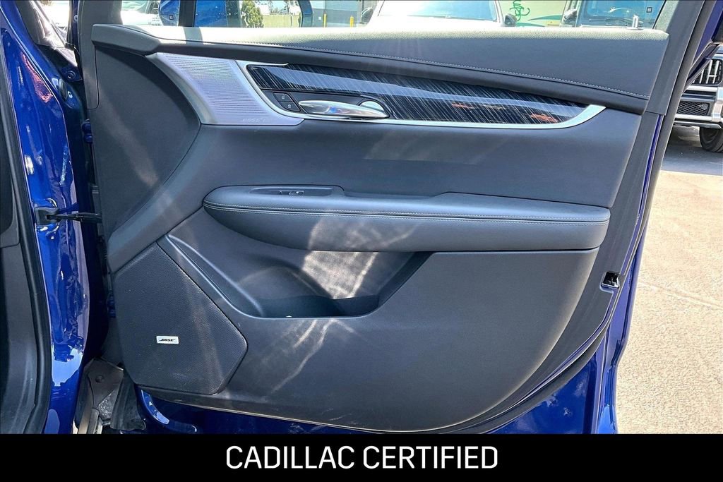 Certified 2024 Cadillac XT6 Premium Luxury w/ LPO, Floor Liner Package AWD/4WD image 21
