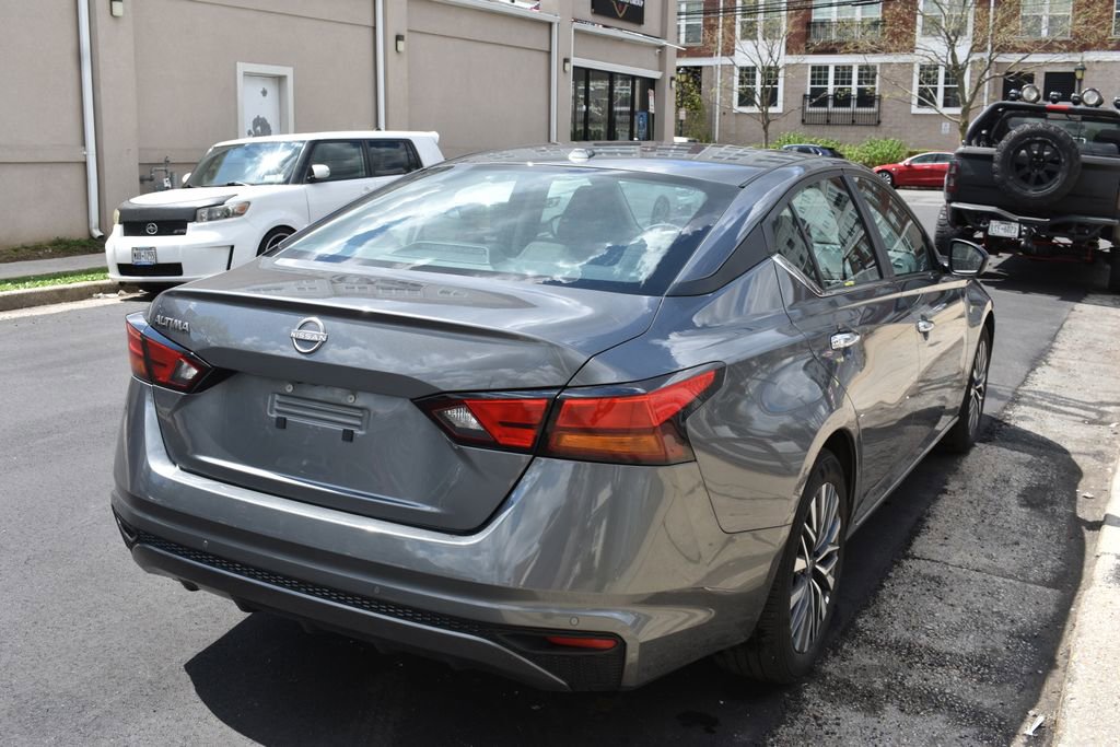 Used 2025 Nissan Altima 2.5 SV image 6
