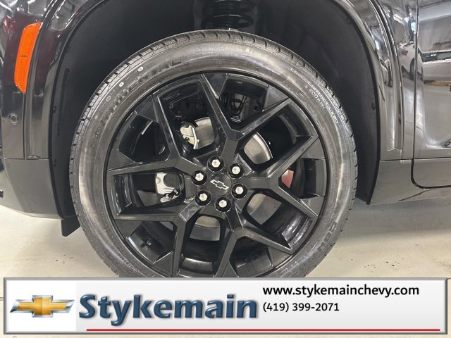 New 2026 Chevrolet Traverse RS w/ LPO, Floor Liner Package image 11