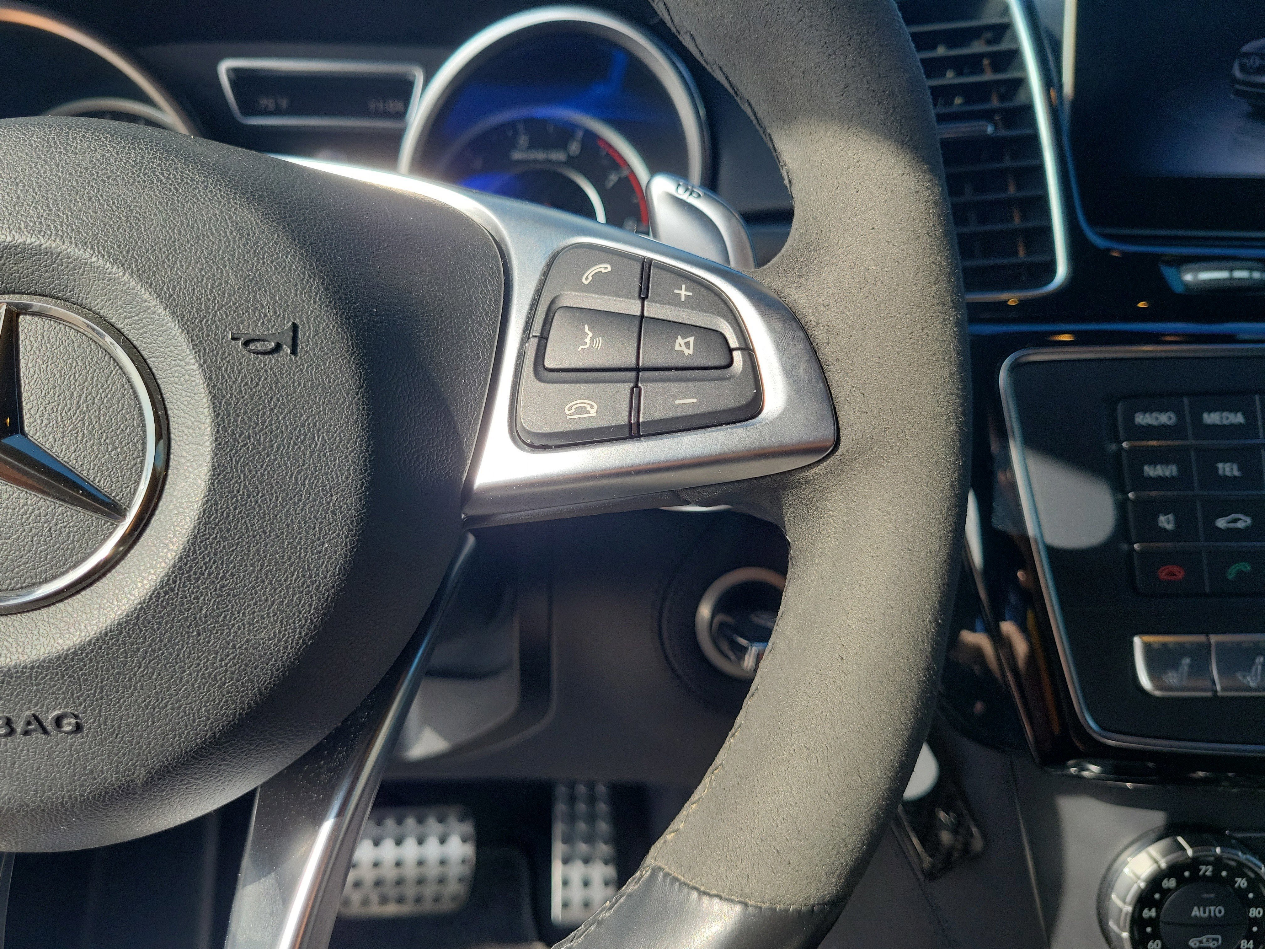 Used 2018 Mercedes-Benz GLE 63 AMG 4MATIC image 28