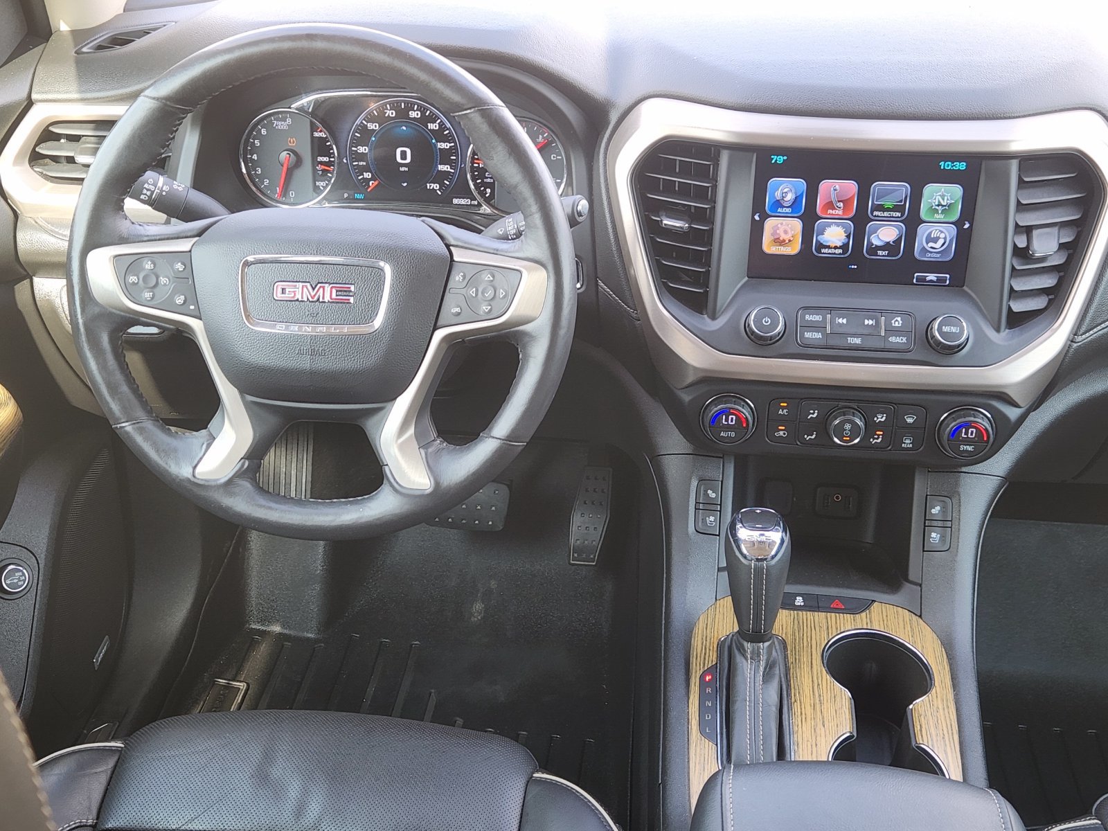 Used 2017 GMC Acadia Denali AWD/4WD image 30