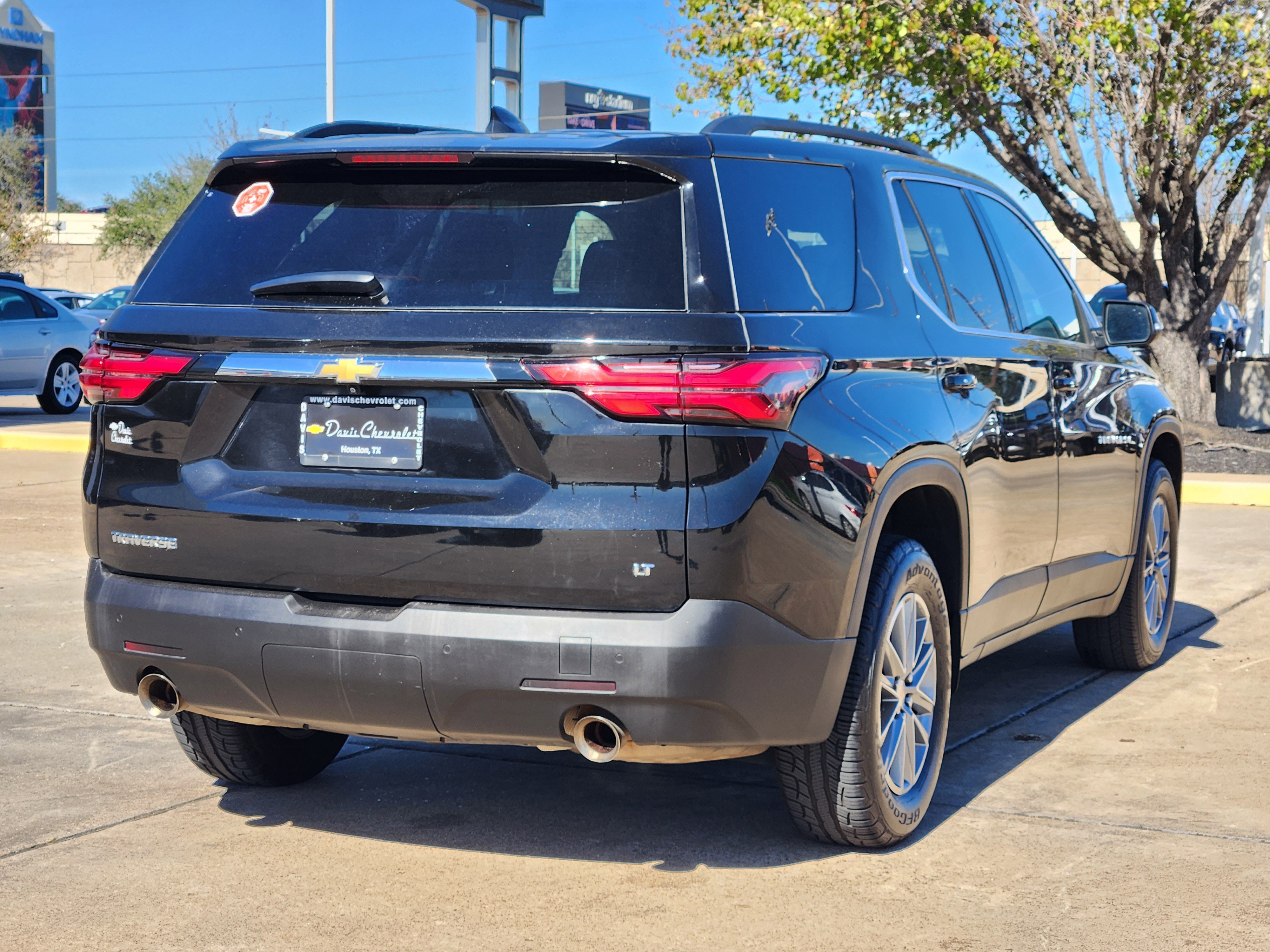 Certified 2023 Chevrolet Traverse LT image 8