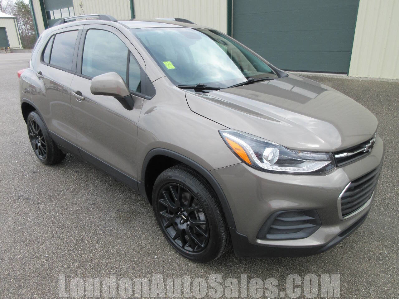 Used 2022 Chevrolet Trax LT w/ Sport Edition image 7