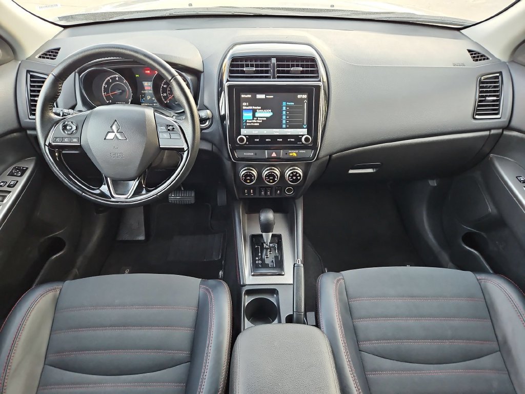 Used 2025 Mitsubishi Outlander Sport SE AWD/4WD image 26