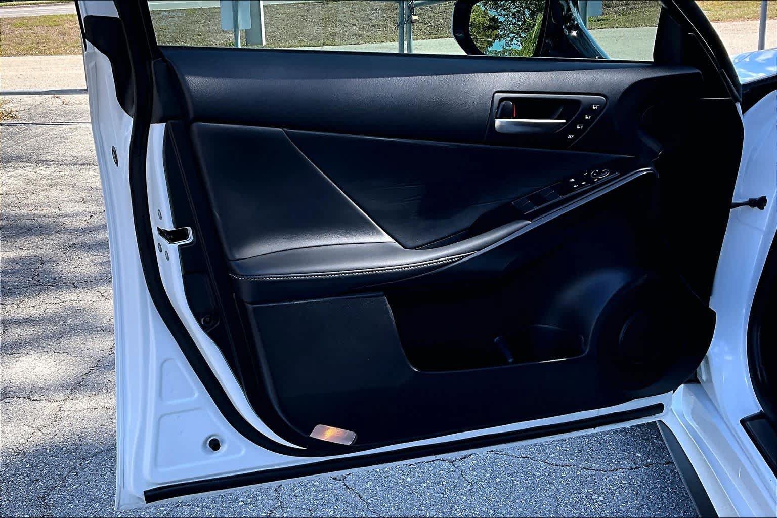 Used 2025 Lexus IS 300 w/ Premium Package RWD image 26