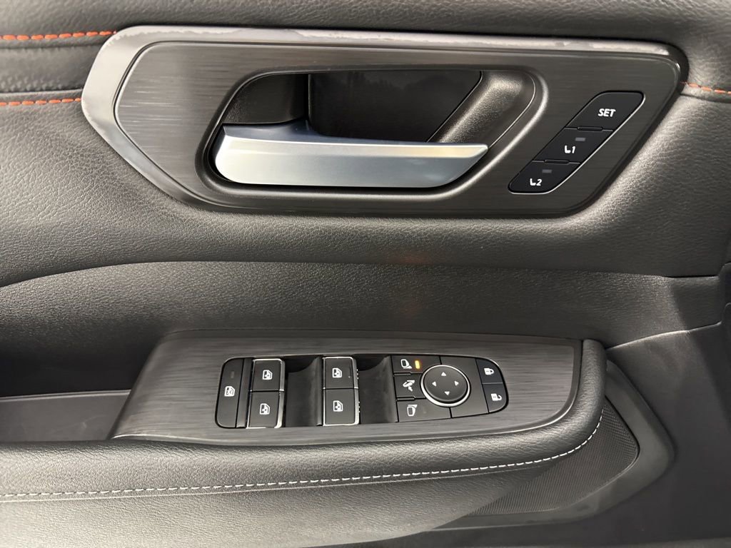 New 2026 Nissan Armada PRO-4X image 28