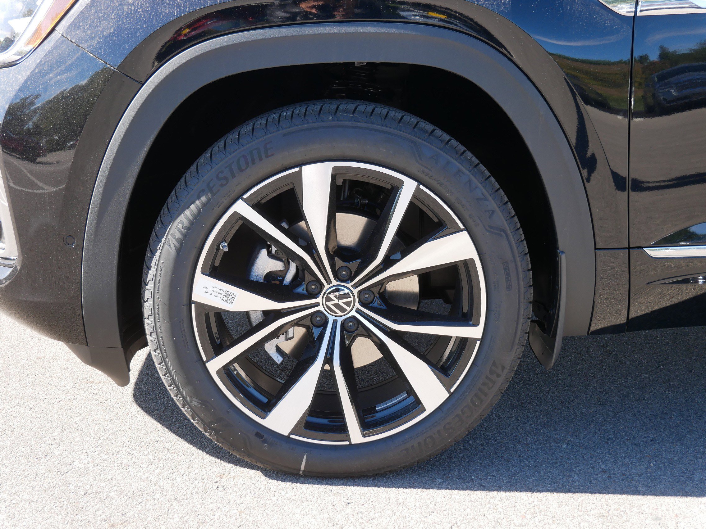 New 2026 Volkswagen Atlas SEL Premium R-Line image 4